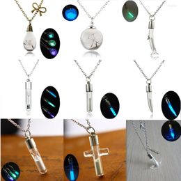 Pendant Necklaces 1pc Cross Chilli Water Drop Bulb Necklace Unisex Glow In The Dark Halloween Jewellery Gifts