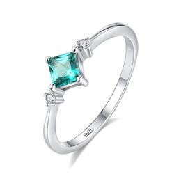 European Luxury Brand Emerald Ring Fashion Women Synthetic Gem 3A Zircon s925 Silver Wedding Ring Charm Sexy Female High end Ring Jewelry Valentine's Day Gift