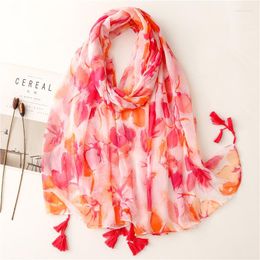 Scarves 2023 Beautiful Ombre Flower Pattern Tassel Scarf Shawls Soft Long Floral Foulard Head Wrap Hijab