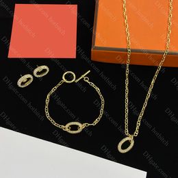 Luxury Women Designer Bracelets Gold Diamond Chain Bracelet High Quality Wedding Jewellery Sets Anniversary Gift For Lady