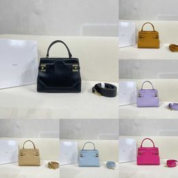 luxurys Handbags crossbody bags designer tote Shoulder Bag womens leather multifunctional solid color purses 7 colors 221122/1220