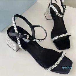 Designer Triangular sequins high-heeled sandals women Rhinestone open-toed sequins Black silver ladies beach sandals holiday Crystal thick heels sandals