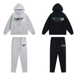 Designer Clothing Men's Sweatshirts Hoodie Trapstar Green Black Towel Embroidery Fashion Brand Loose Casual Plush Hooded Sweater Pants Set for Men Tracksuits Tops