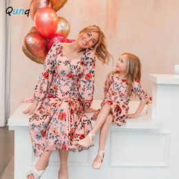 Family Matching Outfits Qunq Parent-Child Outfit Spring Autumn O Neck Long Sleeve Sweet lovely Casual Long Dress Mommy And Daughter Matching Clothes 230506