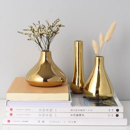 Decorative Objects Plated Gold Vase Dried Flower Vase Ceramic Flower Vase Modern Mini Vase vazen 230506