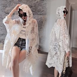 Women's Jackets Chic Design Perspective Lace Trench Summer Floral Embroidery Long Hoodies Coat Mesh Patchwork Holiday Sunscreen
