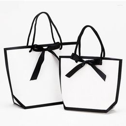 Gift Wrap 10pcs Portable Small Bags For Wedding Birthday Baptism Party Candy Souvenir Gifts Packaging Paper Bag White Handbag