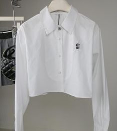Summer Miui Top Women Tees Shirts Designer Cash Shirt Casual MIU Lettere ricamato a petto maglietta a maniche lunghe