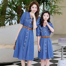 Family Matching Outfits Parent-Child Denim Dress Mother Daughter Matching Dresses Mom Baby Clothing Autumn Women Denim Patchwork Dress 230506