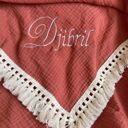 Blankets Swaddling Muslin Swaddle Fringe Cotton Baby Shower Gift Name Personalised Embroidered Custom Bedding 230506