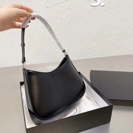 Borsa cleo ascellare tote di qualità 10a Luxurys Designer moda Pelle Pochette da donna in argento spazzolato per uomo hobo Borsa a tracolla con tracolla a mezzaluna e borsetta