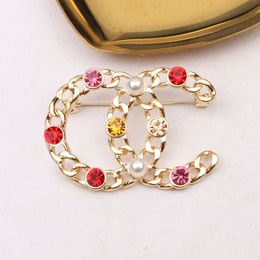 20 Style Designer Brooch Brand Letters Diamond Brooches Pin Luxury Crystal Rhinestone Pearl Pins for Women Jewellery Designer Accessories