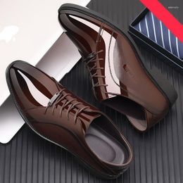 Dress Shoes 2023 Ly Men's Quality Patent Leather Brown Wedding Size 38-48 Black Soft Man
