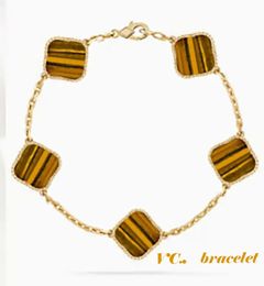 Bracelets for women van clover bracelet Jewellery designers chain love bangle gift Four Leaf Clover18K Gold Plated Wedding Accessories Designer bracelets withbox