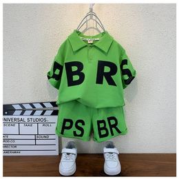 Clothing Sets 29Y Toddler Korean Letter Summer Set Baby Boy Shortsleeved Tshirt Shorts 2pcs Kid Thin Clothes Birthday Outfit 230506