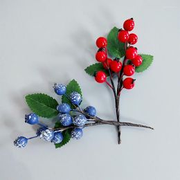 Decorative Flowers 5pcs Artificial Blue Berry With Green Leaf DIY Christmas Garland Wreath Headware Accessories Home Party Decoration