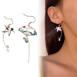 Fairy Chinese Style Hanfu Earrings Beautiful Crane Asymmetrical Ear Hooks Elegant Temperament Fan-shaped Tassel Ear Clip Earring