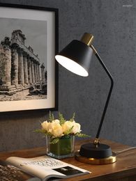 Table Lamps Modern LED Lamp Vertical Gold/black With Stable Reading Light For Office Bedside