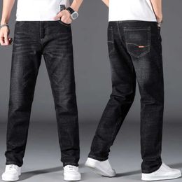 Men's Jeans Plus Size 42 44 46 48 50 Classic Men's Jeans Loose Straight Black Blue Jeans Stretch Business Casual Trousers Male Brand Pants Z0508