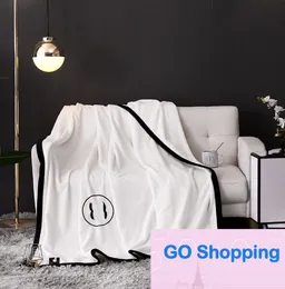 Quality Designer Blankets Home Textiles Velvet Anti-Pilling Wearable Bed Sheet Sofa Throw Luxury Outdoor Driving Warm Blanket Coral Fleece Fabric Portable