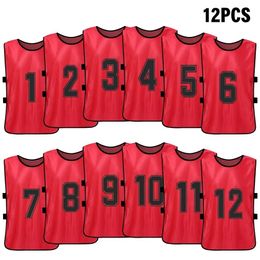 Balls 612 PCS Adults Soccer Pinnies Quick Drying Football Team Jerseys Sports Soccer Team Training Numbered Bibs Practise Sports Vest 230508