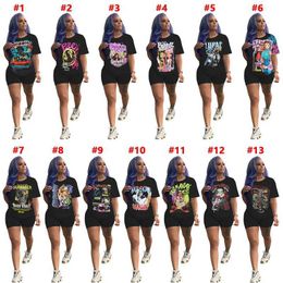 Designer 2023 Women Tracksuits Black Clothing Two Pieces Set Fashion Pattern Printed Short Sleeve T-shirt Shorts Sportwear