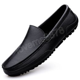 Leather Men Shoes Casual Designer Italian Loafers Men Breathable Leisure Shoes Moccasins Men Driving Shoes Plus Size 38-44