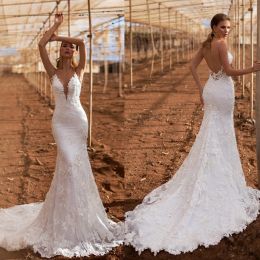 Sexy Lace Mermaid Wedding Dresses for Black Women Plus Size Applique Backless Spaghetti Straps Deep V Neck Sleeveless Bridal Gowns Custom Made