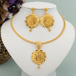 Pendant Necklaces Fashion Necklace Earrings for Women African Lion Head Jewellery Set Dubai 18K Gold Plated Wedding Party Accessories 230506