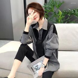 Women's Blouses Drag The Cool Women's High-grade Black And Gray Striped Shirt Female Spring Sense Of Design Fashion Wild Temperament