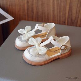 Sandals Children's Sandals Summer New Fashion Mesh Breathable Bow Leather Shoes Simple Soft Sole Princess Girls Sandals