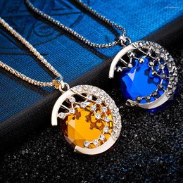 Pendant Necklaces 2023 Fashion Blue Yellow Crystal Moon Necklace For Women The Vampire Diaries Vintage Gold Silver Color Female Neck Chain