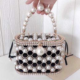 Totes Luxury Designer Handbag Pearl Women's Purses for Women Hollow Out Wedding Clutch Bag Rhinestone Metal Evening Bags 230509