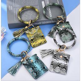 Keychains Fashion PU Leather Case Key Chain Punk Wrist Ring Serpentine Bracelet Keychain Tassel Wallet Bag Keyring Jewelry