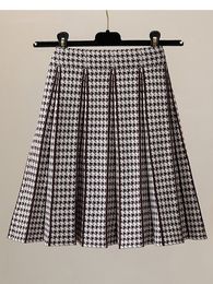 Skirts Houndstooth Pleated Short Skirt Women's Autumn Winter High Waist All-match A-line Mini Knitted Skirts GD745 230508