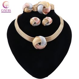 Pendant Necklaces CYNTHIA Nigerian Women Wedding Jewellery Sets Dubai Gold Colour African Necklace Earrings Bracelet Jewellery 230506