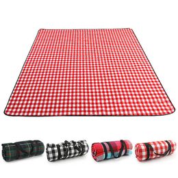 Outdoor Pads Fold Pad Soft Blanket Outdoor Folding Waterproof Blanket Camping Beach Plaid Picnic Mat P230508