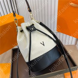 4 Colours Woman Canvas Drawstring Designer Bucket Bag Womens Luxury Handbags Leather Strap Shoulder Bags Crossbody Bag Purse