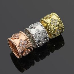 Designer Ring Gold Silver Ny Luxury Four Leaf Clover Coupe Fashion Classic Wide Face Diamond For Women 18k Gold High Quality Smycken