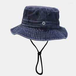 Wide Brim Hats Bucket Hat Old British Retro Stitching Fisherman Outdoor Men Women Windproof Rope Sun Cycling Cap Sunshiide