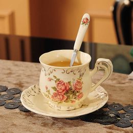 Coffee Tea Tools Creative Milk Coffee Cup Hot Sale Ceramic Cup Coffee and Dish Hand Painted Rose Tea Cup and Spoon Drink Gift P230508