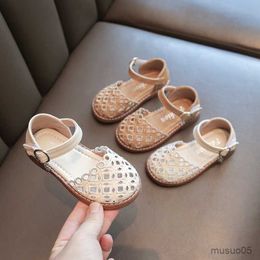 Sandals Children's Simple Toes Wrapped Sandals for Girls 2023 Retro Summer New Versatile Kids Fashion Shoes Style