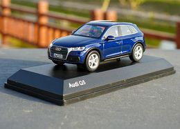 Diecast Model 1 43 Audi Q5 Model Car Metal Alloy Toy Car For Kid Gifts Collection Display Box 230509