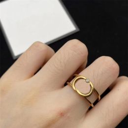 Designer Women Gold Rings Diamond Letter Ring Luxury Engagement Rings For Womens Pearls Titanium Steel Designers Jewelry Gold Weaving Ring