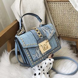 Shoulder Bags Luxury Serpentine Pattern Rivet Crossbody for Women Sequins Chain Bag Lock Ladies Small Square Purses and Handbags 230426