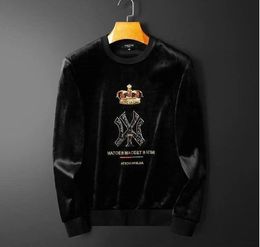 Men's Hoodies & Sweatshirts Foreign trade men's clothing, autumn and winter, crown, golden velvet, thickened long sleeved sweater, men's embroidered bottom shirt