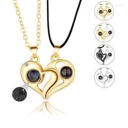 Pendant Necklaces Titanium Stainless Steel Magnetic Heart Couple Necklace I Love You 100 Languages Projection For Women Men Jewelry Dz834