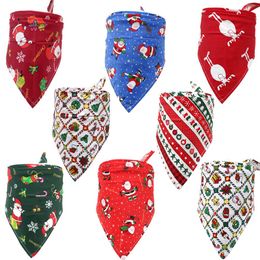 Accessories 100pcs Christmas Pet Products Dog Bandana Cotton Dog Cat Bandanas/Scarf/Bibs Printing SamllLarge Dog Grooming Accessories