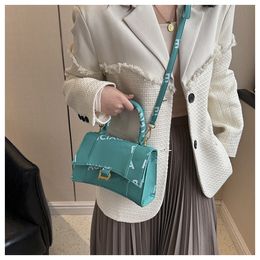 Day Packs 23 New women Bags Korean Edition INS Classic Fashion Versatile Letter Printing One Shoulder bag Crossbody handbag