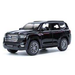 Diecast Model 1 32 LC300 Alloy Diecasts Toy Vehicles Metal Toy Car Model Sound and light Pull back Collection Kids Toy 230509